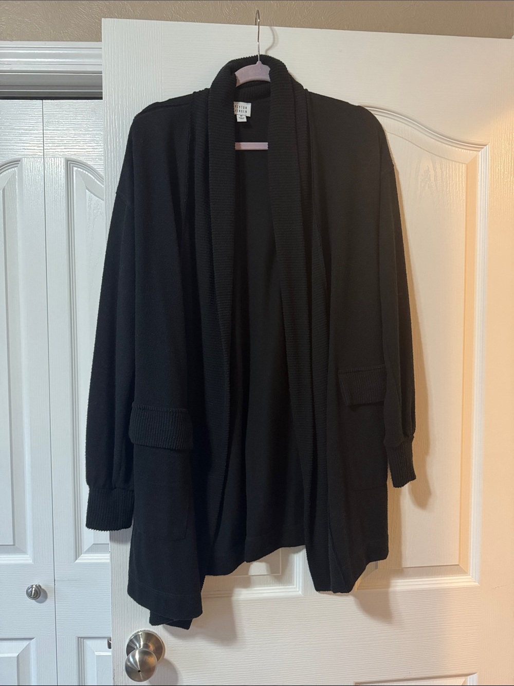 Peyton Jensen/Evereve Women’s Black Open-Front Shawl Collar Cardigan Sweater